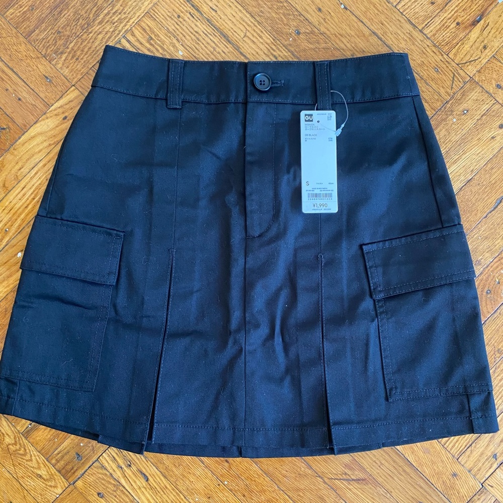 GU Cargo Skirt
